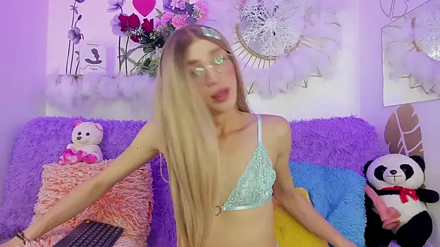 Snapshot of Ariadna_Evangeline chatting on 02/20/26, 04:53 Ariadna Evangeline online show from 02/20/26, 04:53