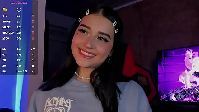 Charlotte greys online show from 01/07/25, 11:45