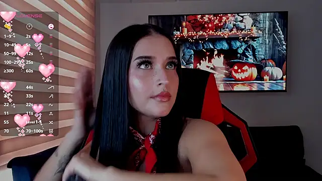 Charlotte greys online show from 10/11/25, 08:21