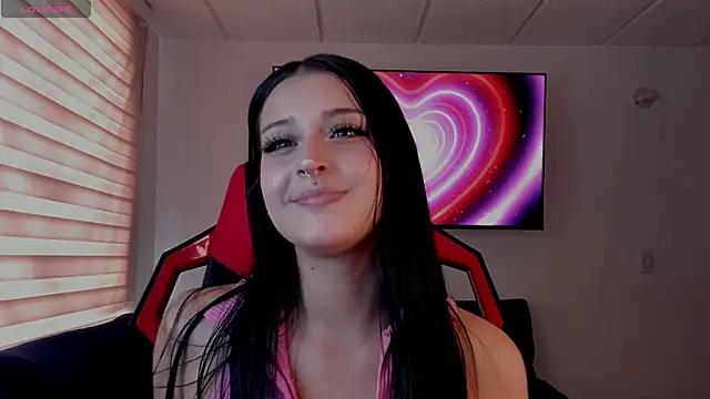 Charlotte greys online show from 09/24/25, 08:37