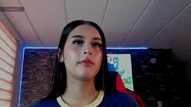 Charlotte greys online show from 01/07/26, 08:47