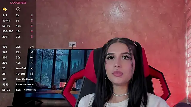 Charlotte greys online show from 02/17/25, 10:16