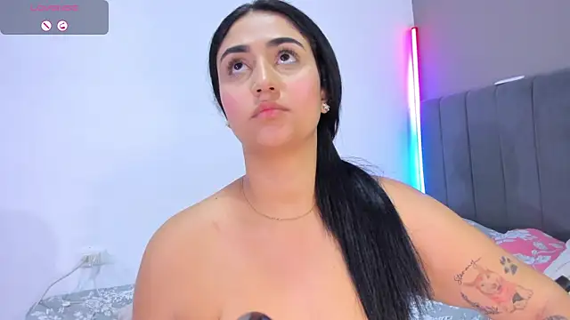 curvy jhacky online show from 02/28/25, 05:04