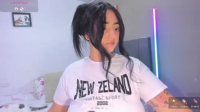 curvy jhacky online show from 09/12/25, 01:28