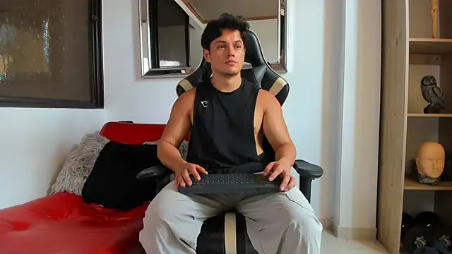 julian wallace online show from 04/14/26, 05:18