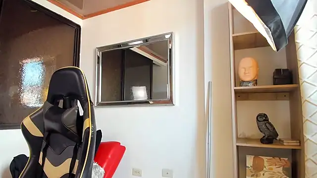 julian wallace online show from 04/04/26, 08:04