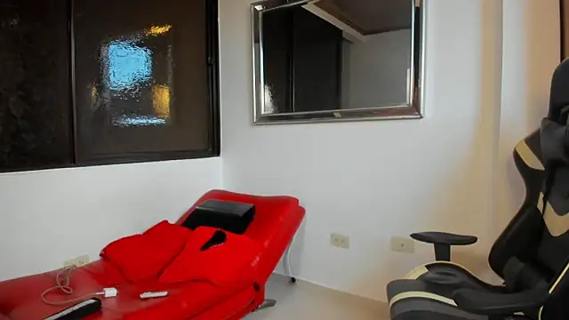 Snapshot of julian_wallace chatting on 02/22/26, 09:49 julian wallace online show from 02/22/26, 09:49