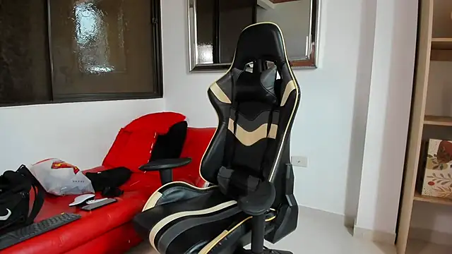 julian wallace online show from 03/10/26, 01:04