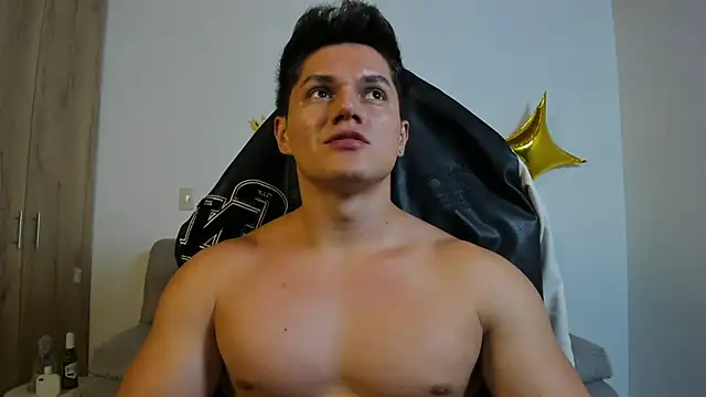 Snapshot of julian_wallace chatting on 11/01/25, 02:29 julian wallace online show from 11/01/25, 02:29