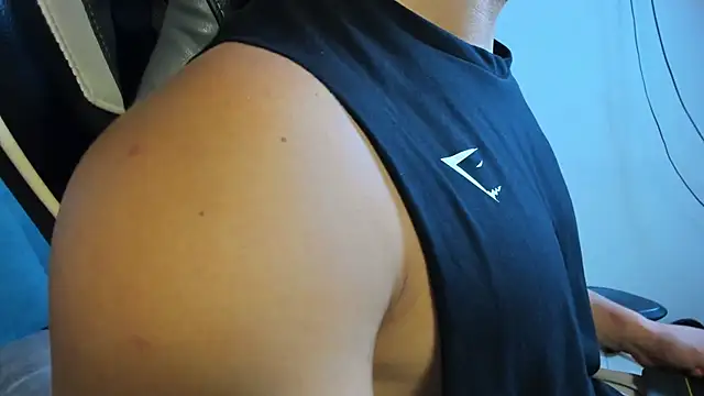 Snapshot of julian_wallace chatting on 01/06/26, 09:08 julian wallace online show from 01/06/26, 09:08