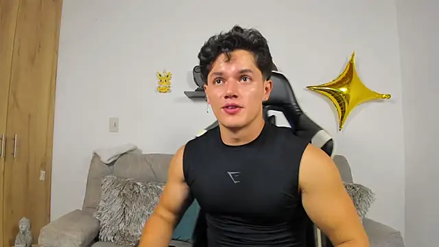 Snapshot of julian_wallace chatting on 01/07/26, 08:36 julian wallace online show from 01/07/26, 08:36