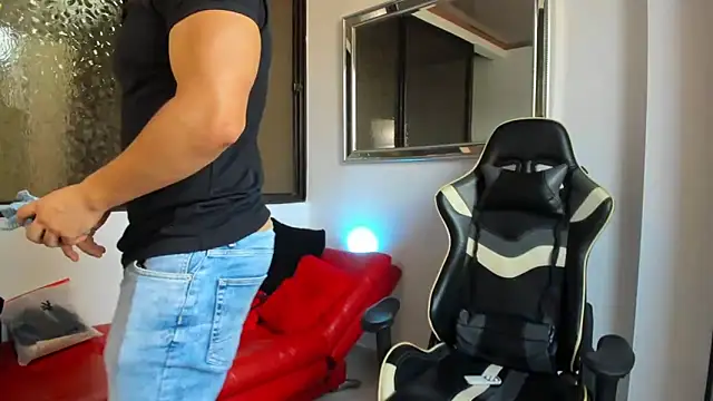 julian wallace online show from 03/04/26, 06:59