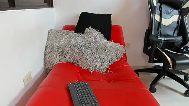 julian wallace online show from 04/09/26, 06:25