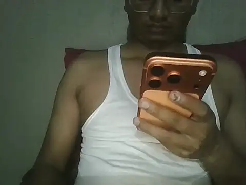 Snapshot of darshan_guj chatting on 05/19/26, 05:09 darshan guj online show from 05/19/26, 05:09