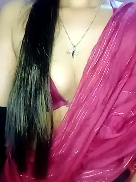 Snapshot of L_ucy1 chatting on 03/13/25, 12:48 L ucy1 online show from 03/13/25, 12:48