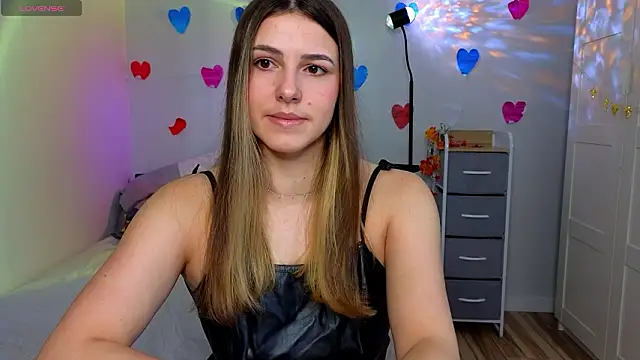 Snapshot of sophia_euphoriaa chatting on 03/22/26, 09:00 sophia euphoriaa online show from 03/22/26, 09:00