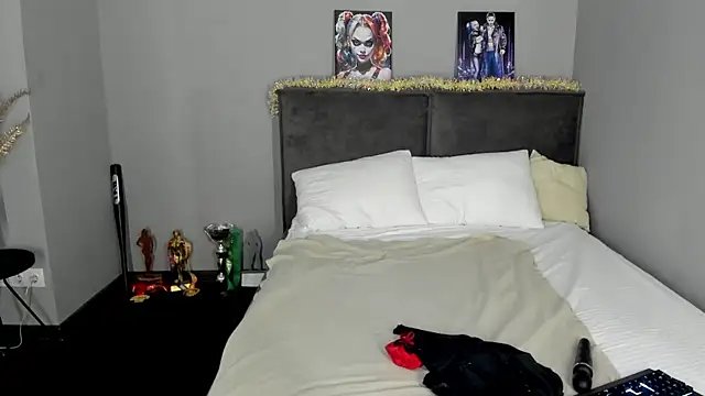 MuscleXXXBarbie online show from 01/14/26, 09:02