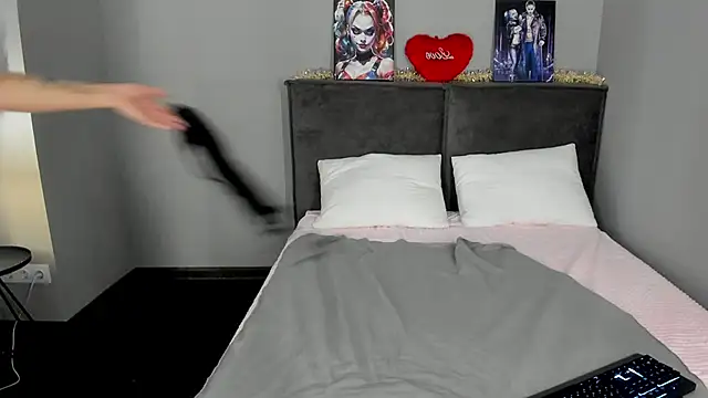 MuscleXXXBarbie online show from 02/13/26, 08:58