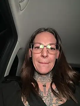 BrownieyQueen online show from 01/12/26, 05:25