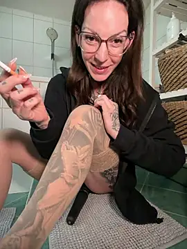 BrownieyQueen online show from 02/11/26, 04:29