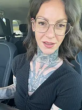 BrownieyQueen online show from 05/22/26, 07:50