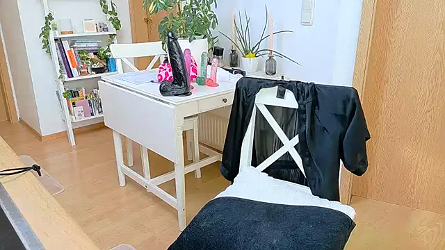 BrownieyQueen online show from 03/03/25, 12:06