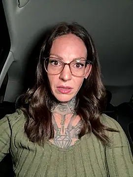 BrownieyQueen online show from 01/11/26, 04:30