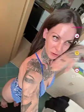 BrownieyQueen online show from 05/26/26, 06:17
