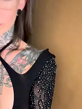 BrownieyQueen online show from 11/05/25, 05:16