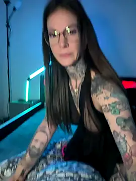 BrownieyQueen online show from 12/03/25, 07:08