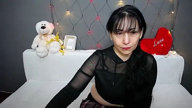 Snapshot of LiluGrants chatting on 02/05/26, 07:10 LiluGrants online show from 02/05/26, 07:10