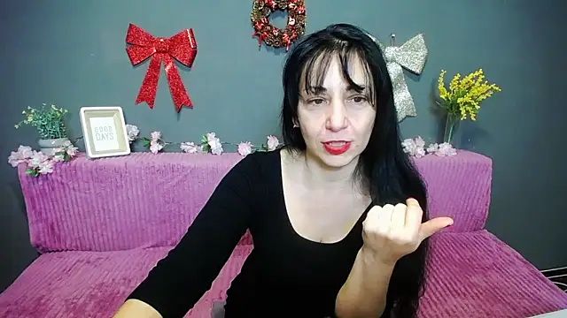 Snapshot of LiluGrants chatting on 01/06/26, 07:18 LiluGrants online show from 01/06/26, 07:18