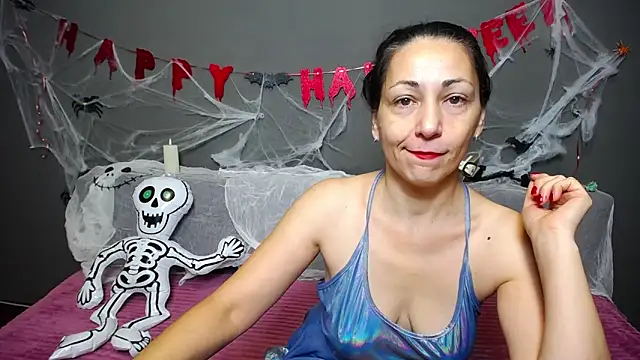 LiluGrants online show from 10/31/25, 07:10