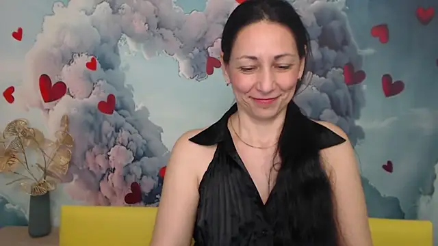 Snapshot of LiluGrants chatting on 03/10/25, 04:28 LiluGrants online show from 03/10/25, 04:28