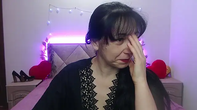 Snapshot of LiluGrants chatting on 02/03/26, 02:53 LiluGrants online show from 02/03/26, 02:53