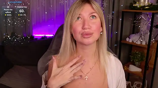 MilaBott online show from 12/18/25, 07:18