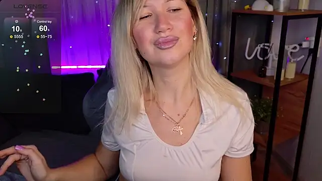 MilaBott online show from 11/13/25, 08:13