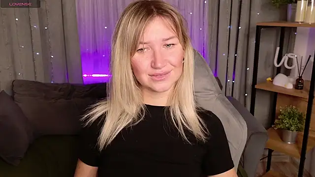 MilaBott online show from 09/28/25, 08:16