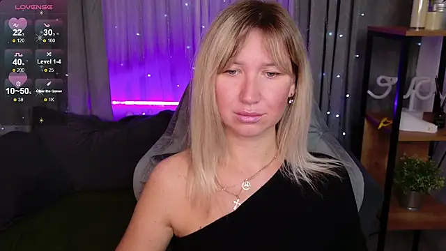 MilaBott online show from 09/09/25, 08:18