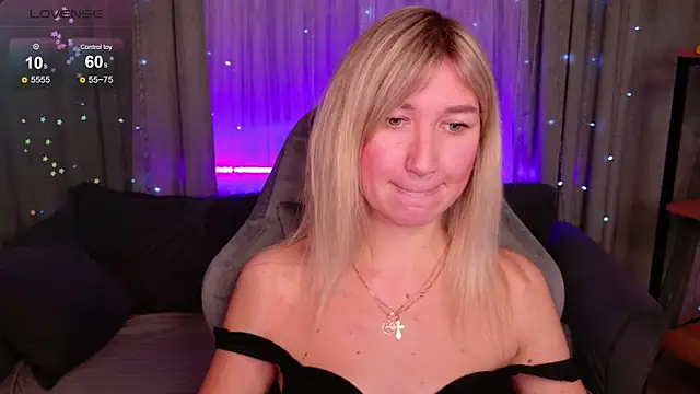 MilaBott online show from 12/02/25, 07:37