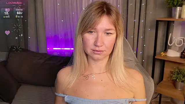 MilaBott online show from 10/02/25, 09:18