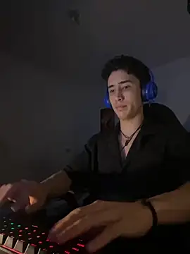 gojo satoru 18 online show from 12/02/25, 03:07