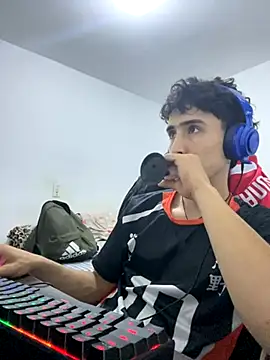 gojo satoru 18 online show from 11/05/25, 06:27