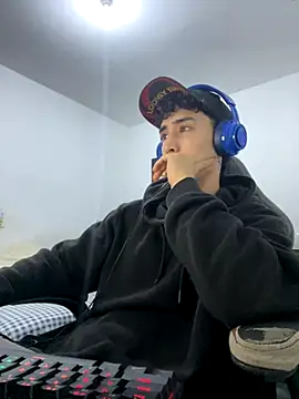 gojo satoru 18 online show from 11/07/25, 04:50