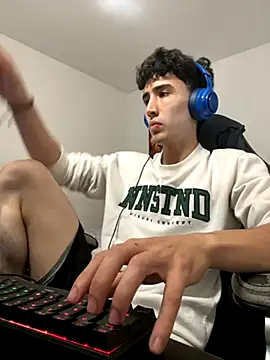 gojo satoru 18 online show from 10/28/25, 04:39