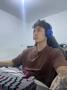 gojo satoru 18 online show from 02/10/26, 02:54