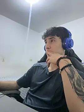 gojo satoru 18 online show from 03/02/26, 02:56