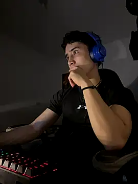 gojo satoru 18 online show from 12/04/25, 03:49