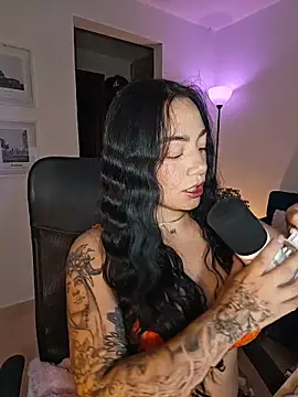 helena smith online show from 05/11/26, 04:03