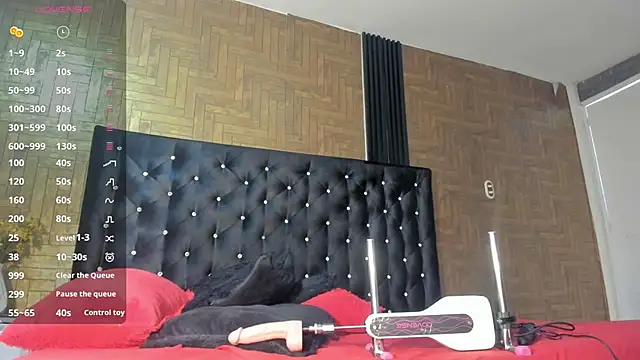 Laross25 online show from 10/09/25, 02:50